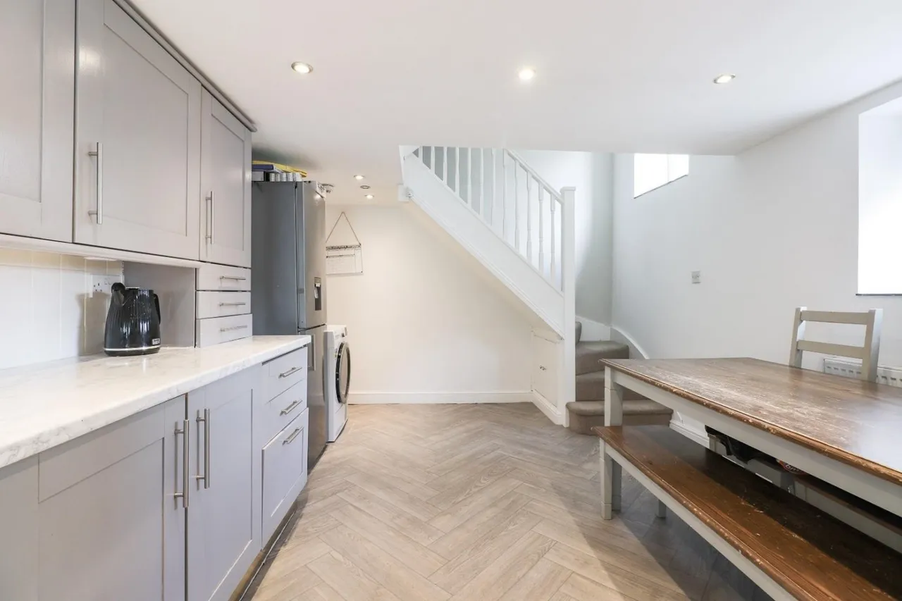Church Street, Ecclesfield, S35, photo 4