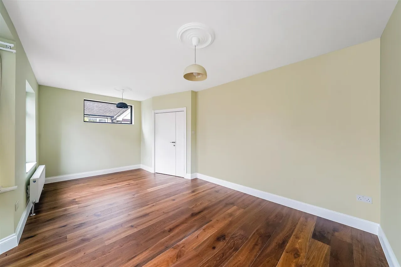 Silverthorn Gardens, North Chingford, E4 8BP, photo 16
