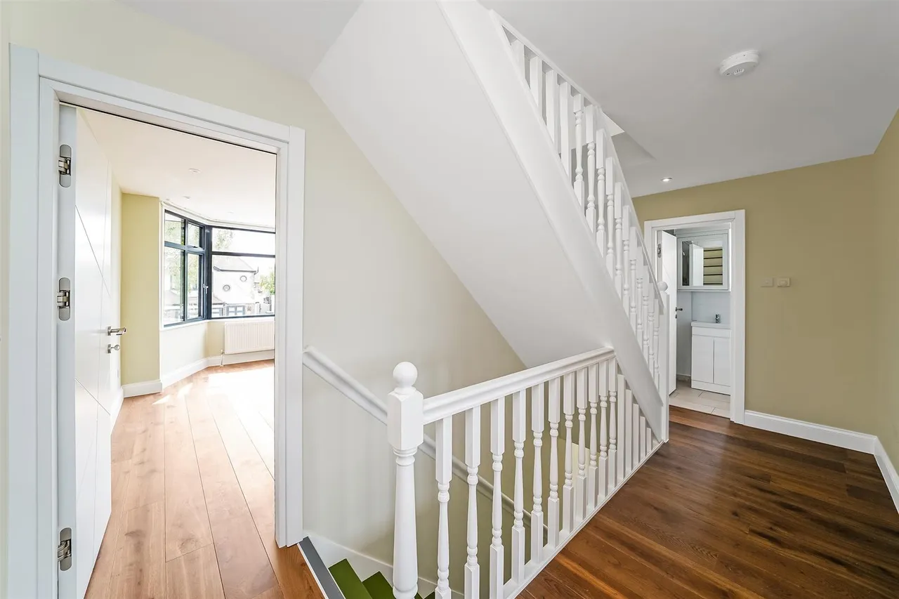 Silverthorn Gardens, North Chingford, E4 8BP, photo 20