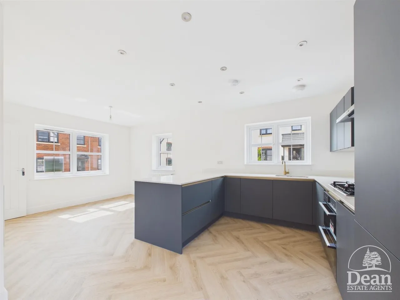 Goldfinch Way, Lydney, photo 6