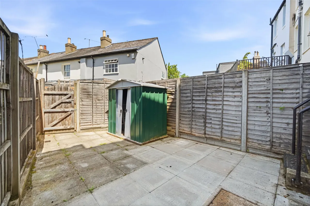 Wick Road, Teddington, TW11 9DW, photo 6