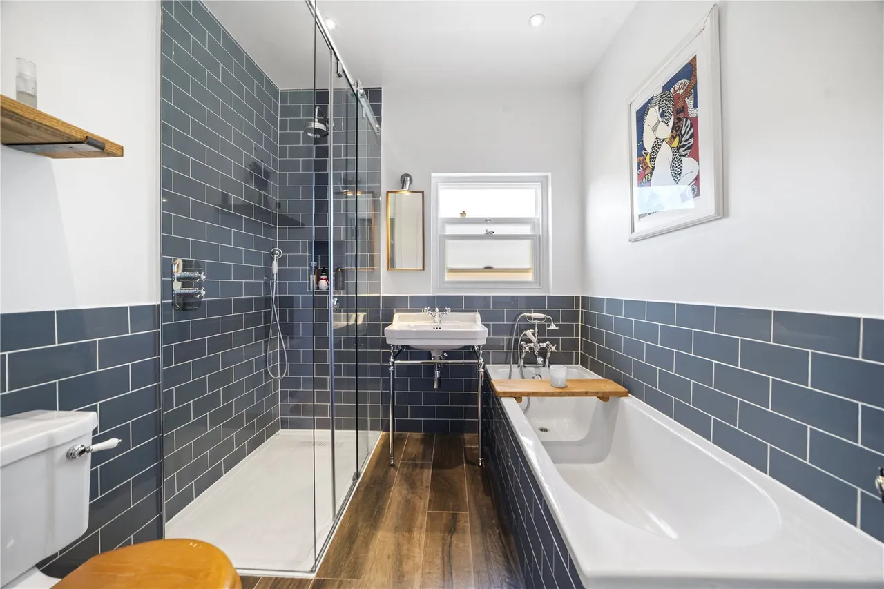 Topsham Road, London, SW17, photo 11