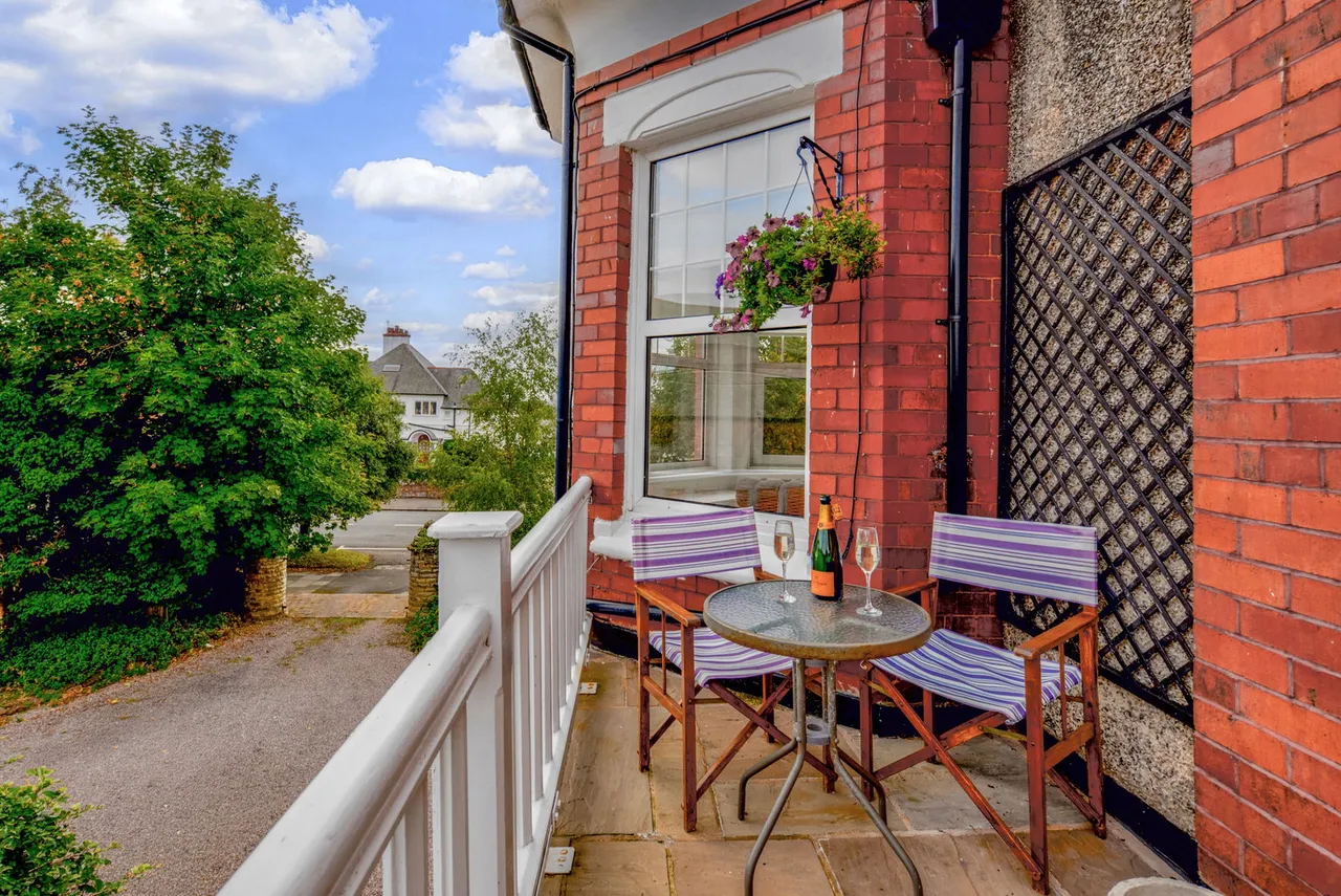 Clevelands, Meols Drive, West Kirby, photo 6