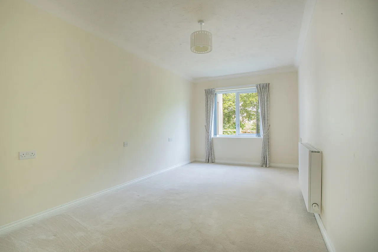 Gloucester Road, Malmesbury, photo 6