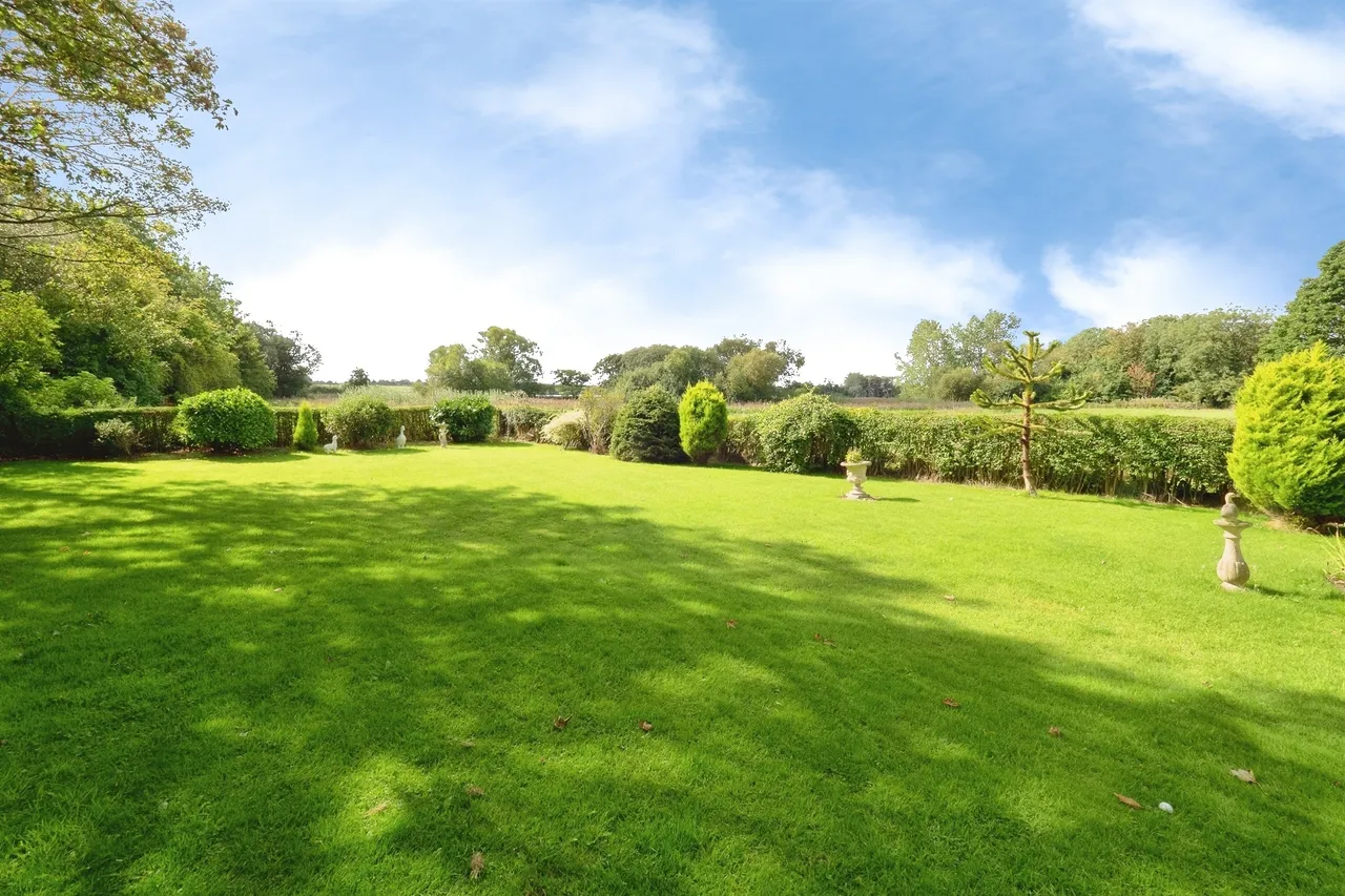 Seaton Road, Hornsea, HU18, photo 18