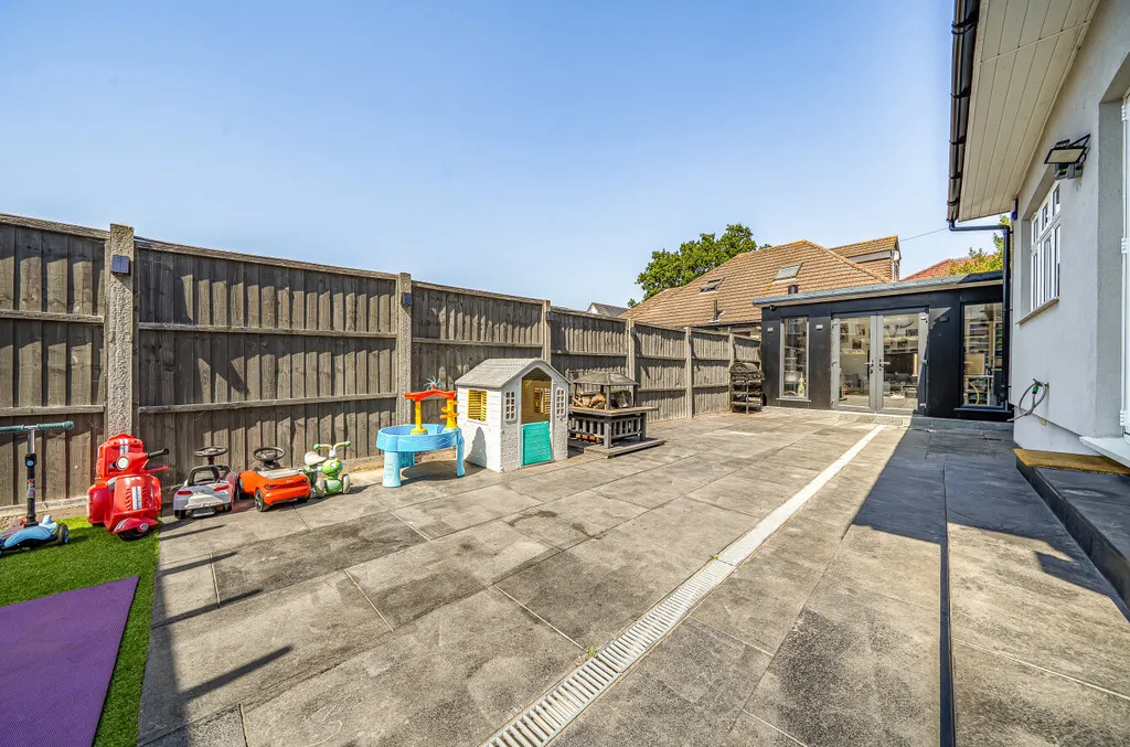 Crombie Road, Sidcup, DA15 8AU, photo 13