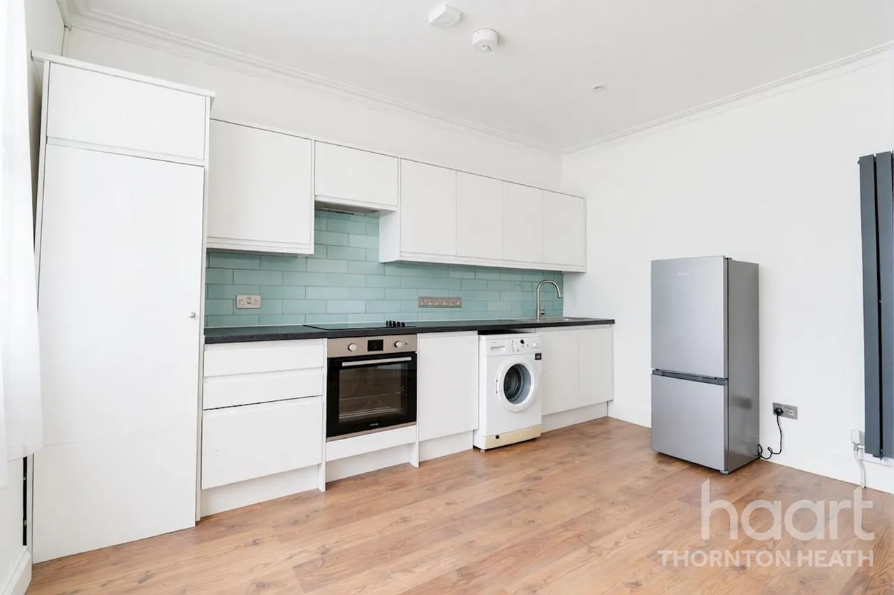 Clifton Road, London, SE25, photo 5