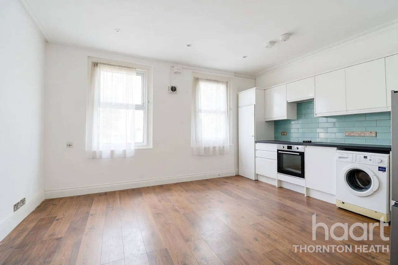 Clifton Road, London, SE25, photo 4