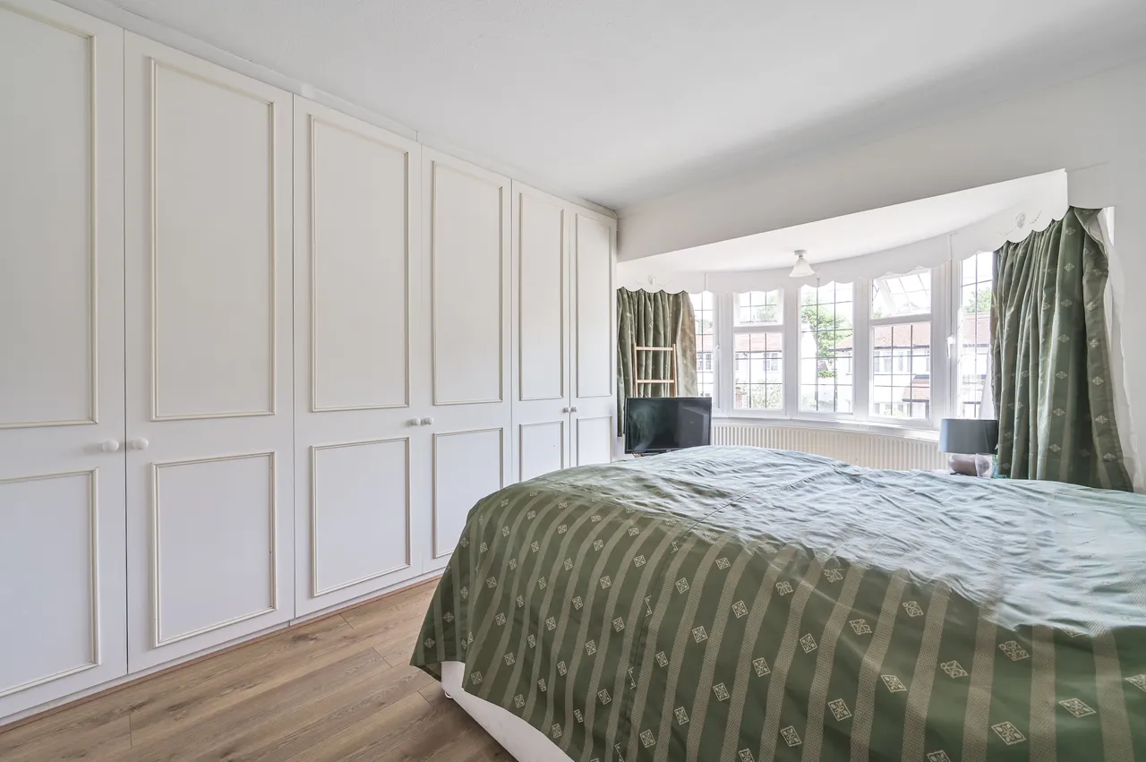 London, NW7, photo 9