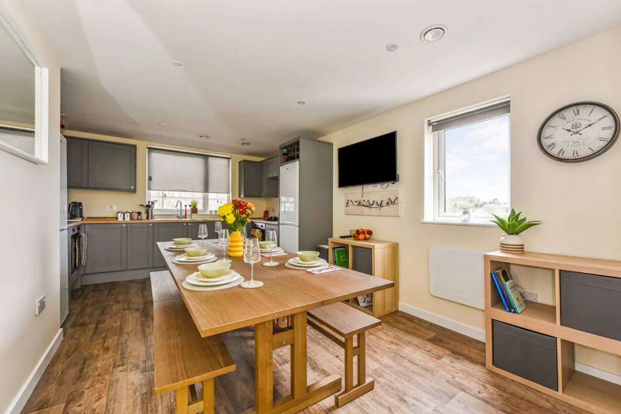 Balfour House, Winchester, photo 12