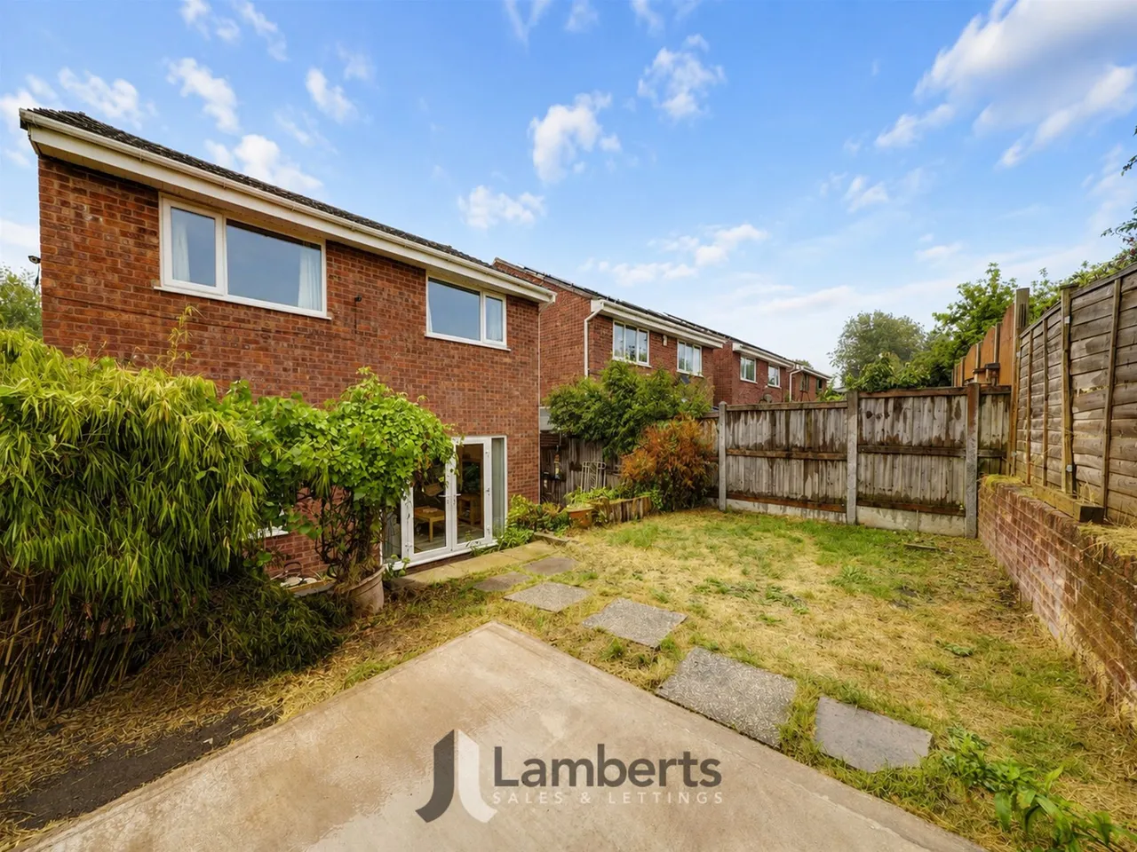 93 Redditch Road, Studley, photo 18