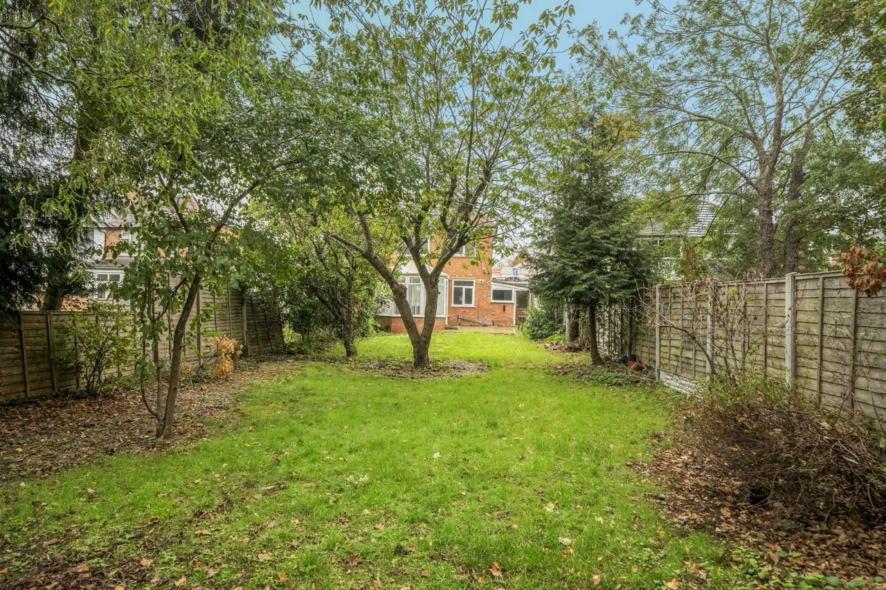Castle Lane, Solihull, B92, photo 13