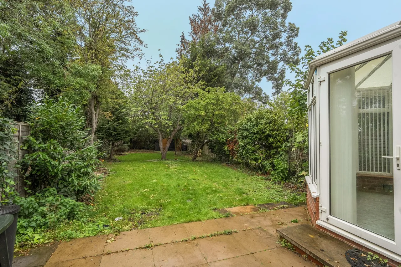 Castle Lane, Solihull, B92, photo 14