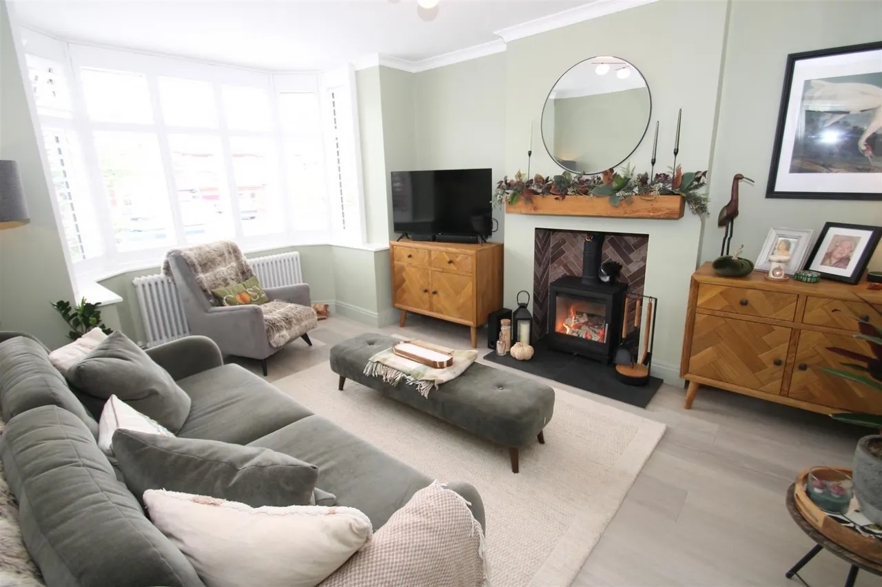 Causey Farm Road, Halesowen, photo 9