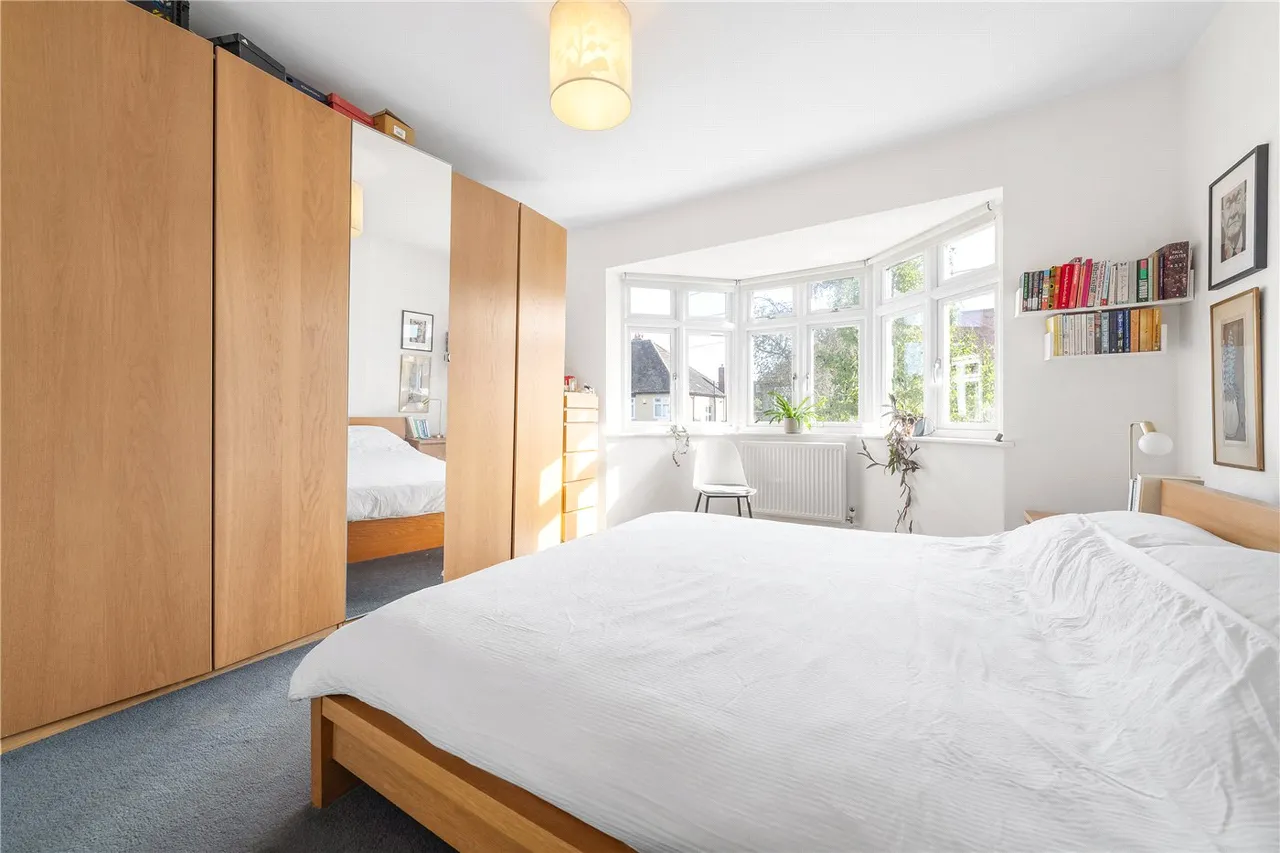 Dovedale Road, London, SE22, photo 2