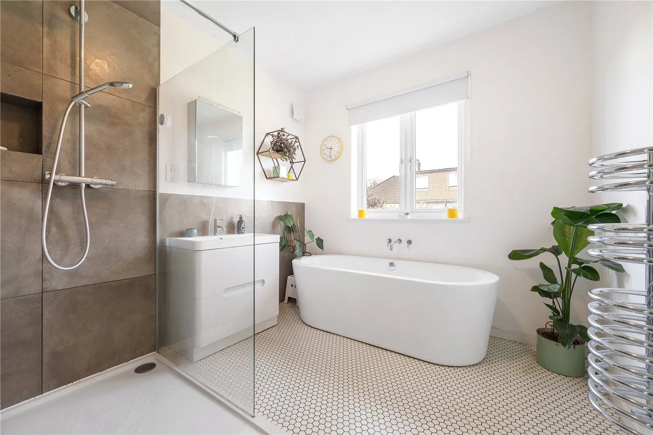 Dovedale Road, London, SE22, photo 3