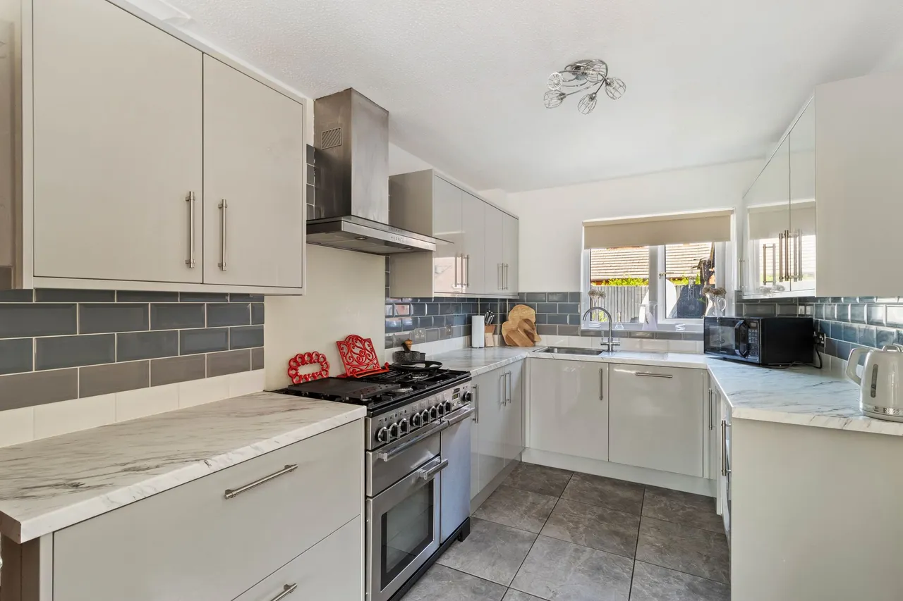 Kingsbury Close, Appleton, Warrington, Warrington, WA4 5FF, photo 4