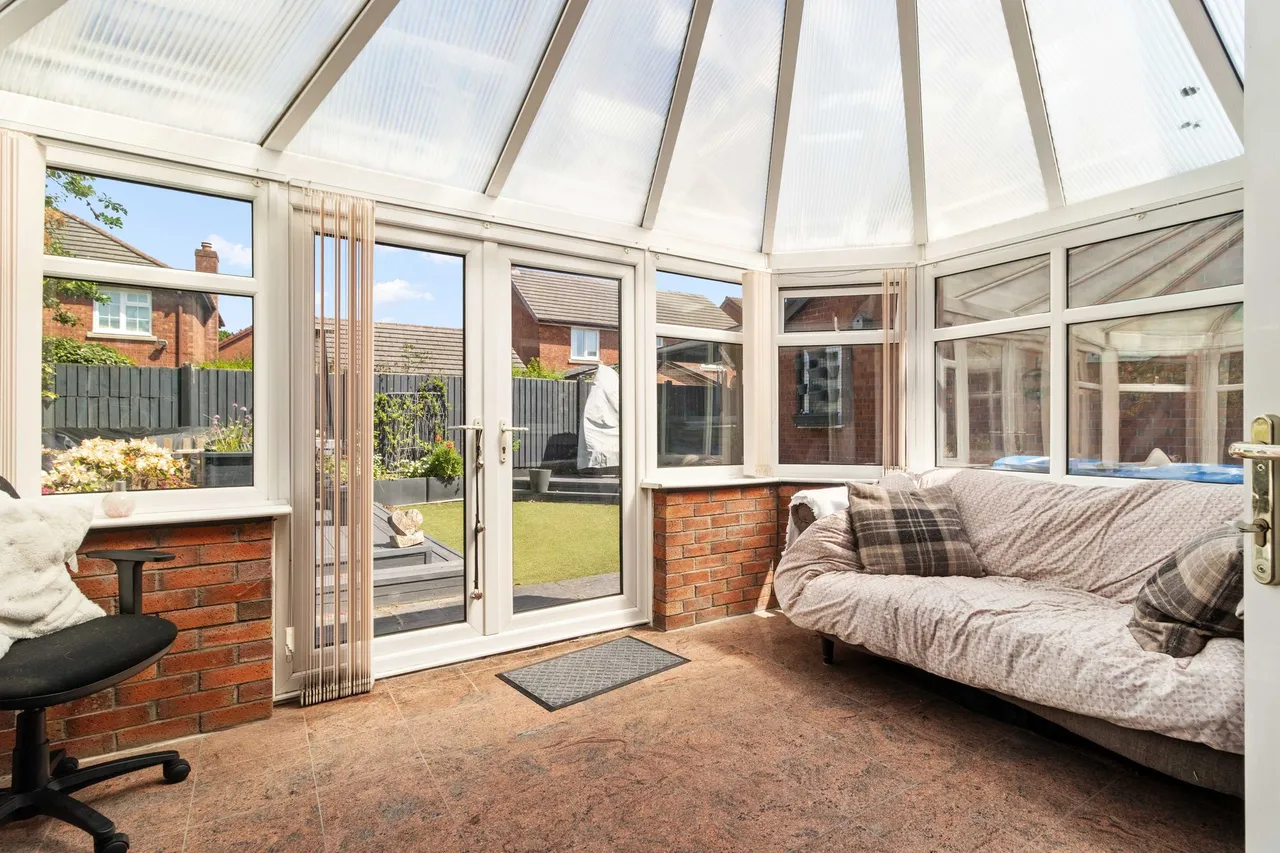 Kingsbury Close, Appleton, Warrington, Warrington, WA4 5FF, photo 9
