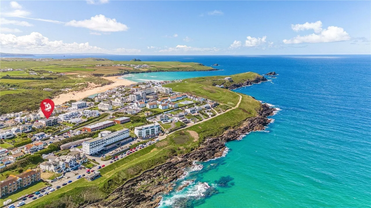 Pentire Avenue, Newquay, TR7, photo 2