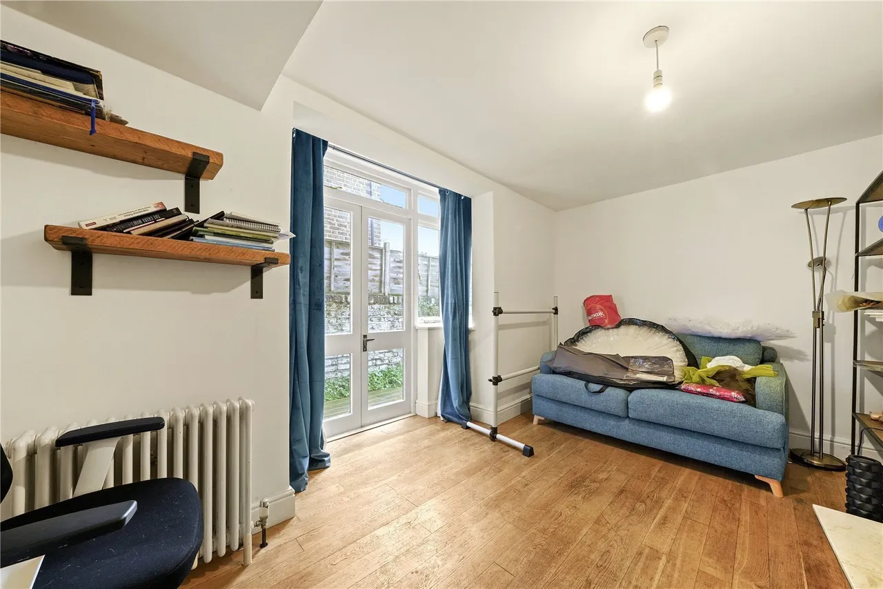 York Way, London, N7, photo 2