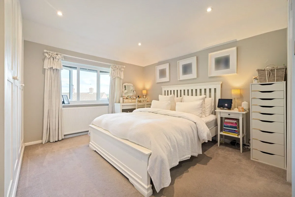Whitfield Close, Haslemere, GU27, photo 8