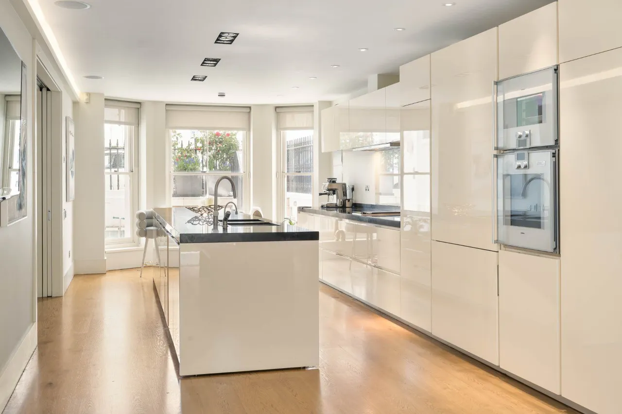 Brunswick Gardens, Kensington, London, W8 4AJ, photo 5
