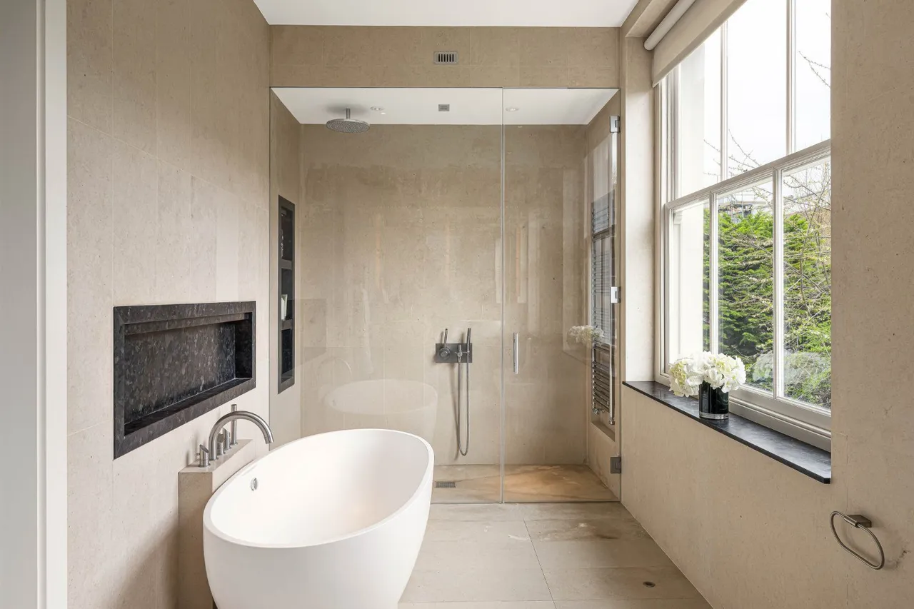 Brunswick Gardens, Kensington, London, W8 4AJ, photo 9