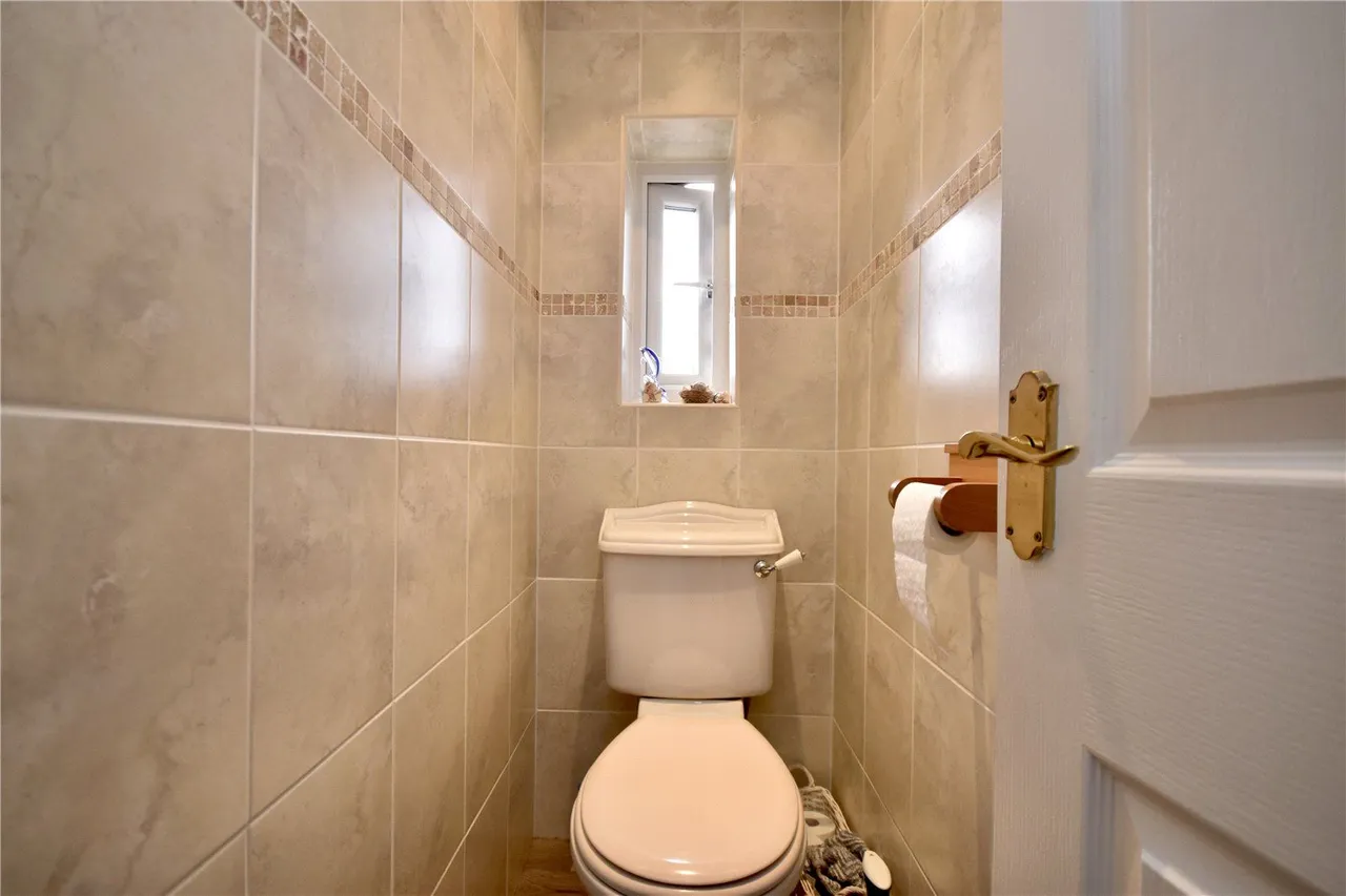 Hall Street, Royton, OL2, photo 13