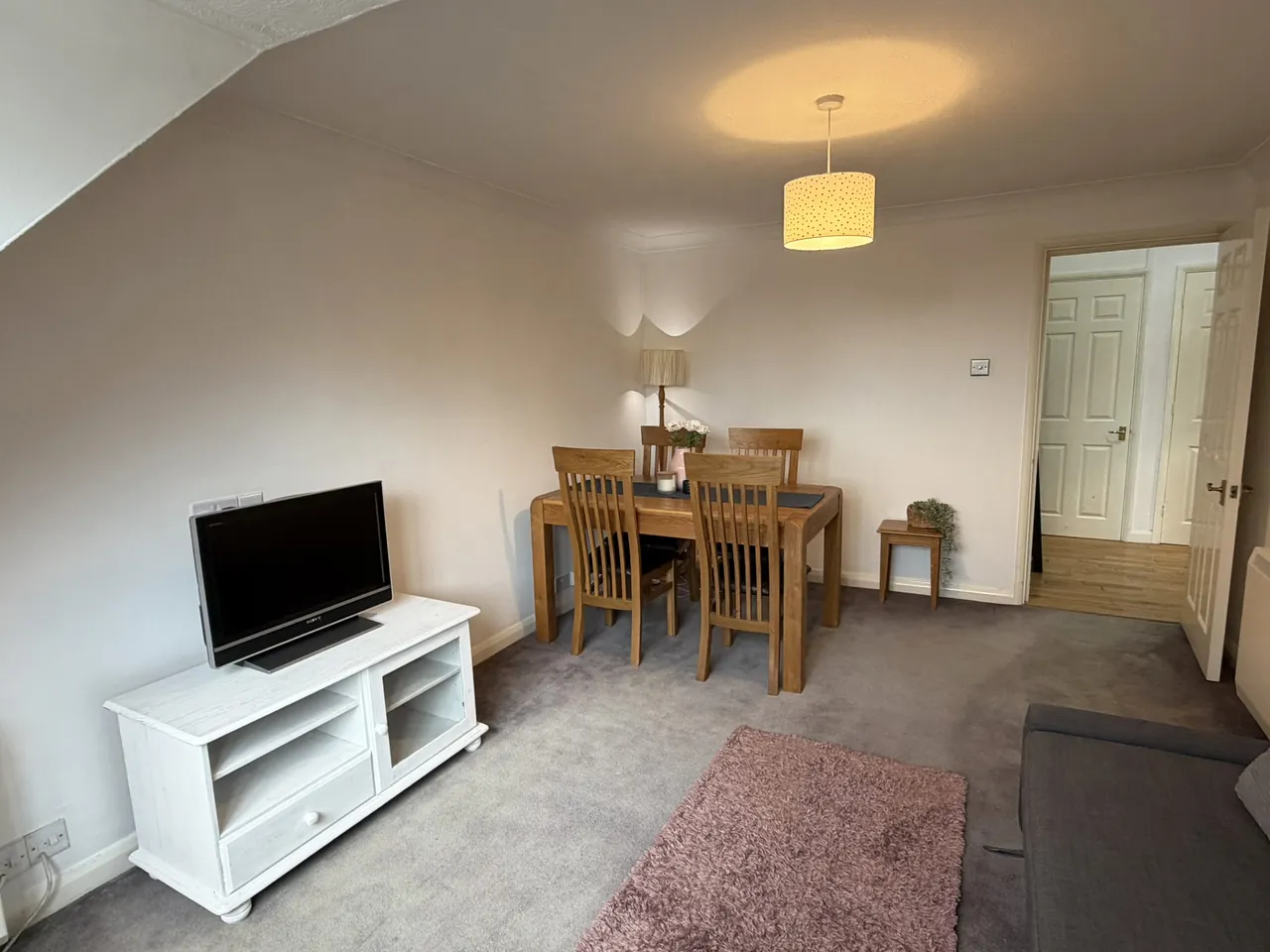 Bonehurst Road, Horley, photo 5
