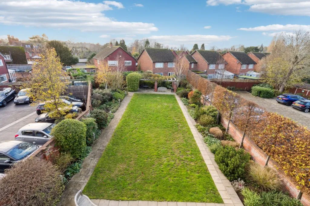 Marlow Road, Bourne End SL8 5SE, photo 6