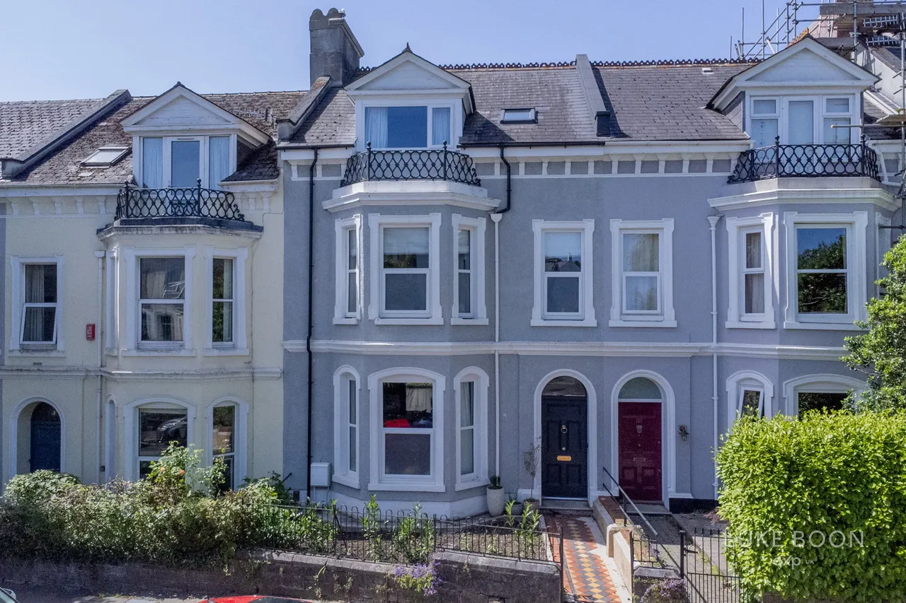 5 bed house for sale — Stuart Road, Stoke, PL1 5LG