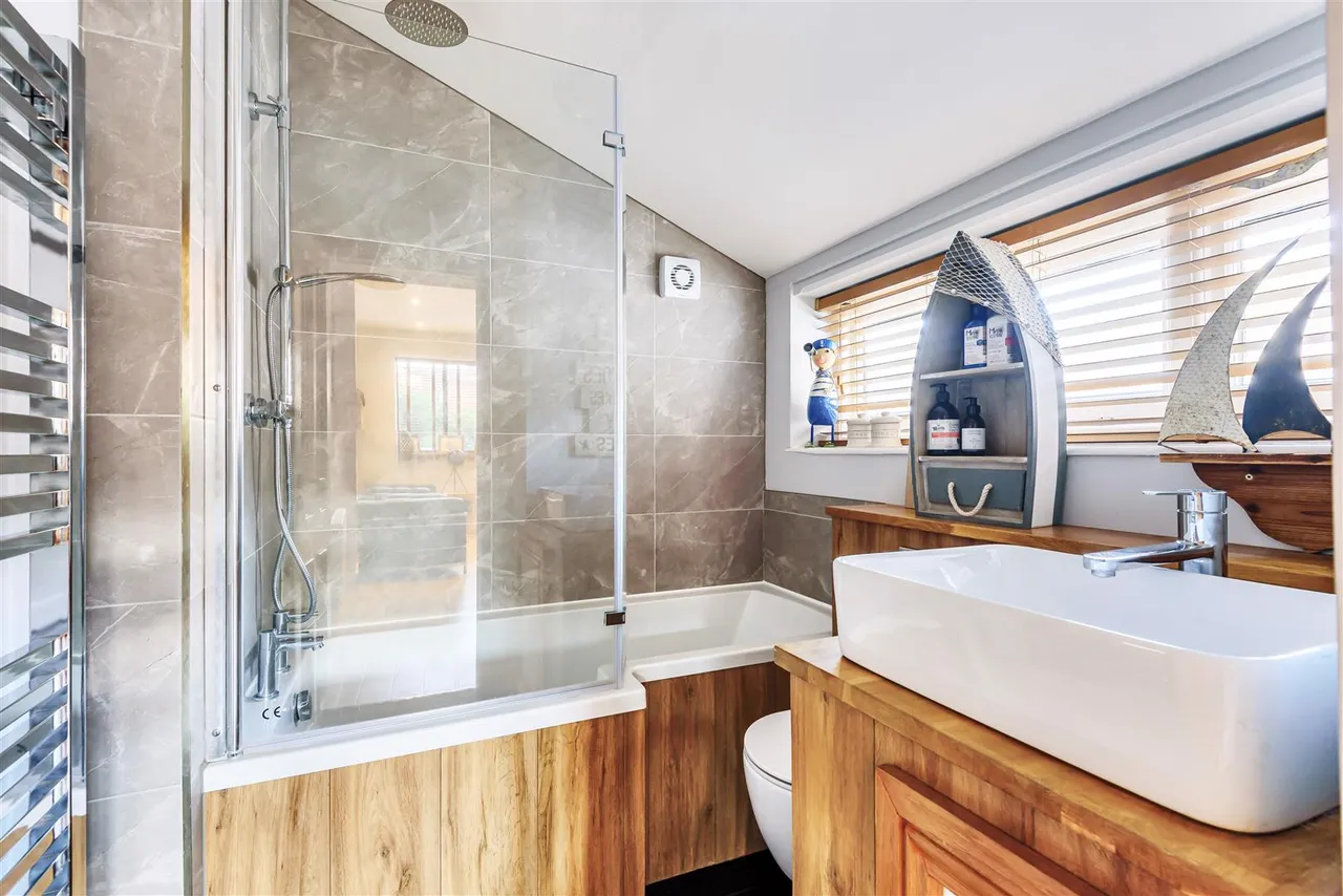 Shore Road, Warsash, photo 15