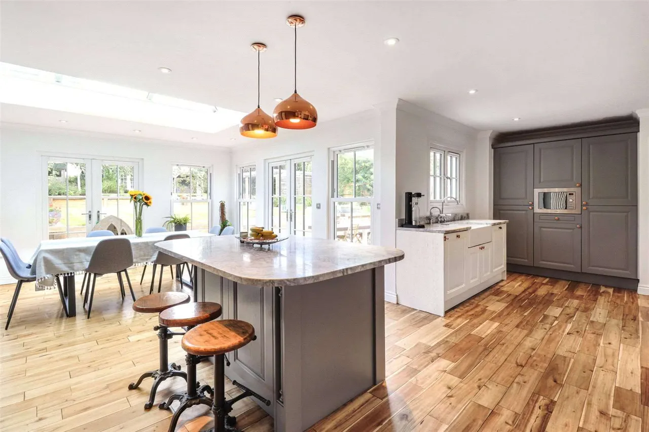 Chart Road, Sutton Valence, Maidstone, Kent, ME17 3AW, photo 2