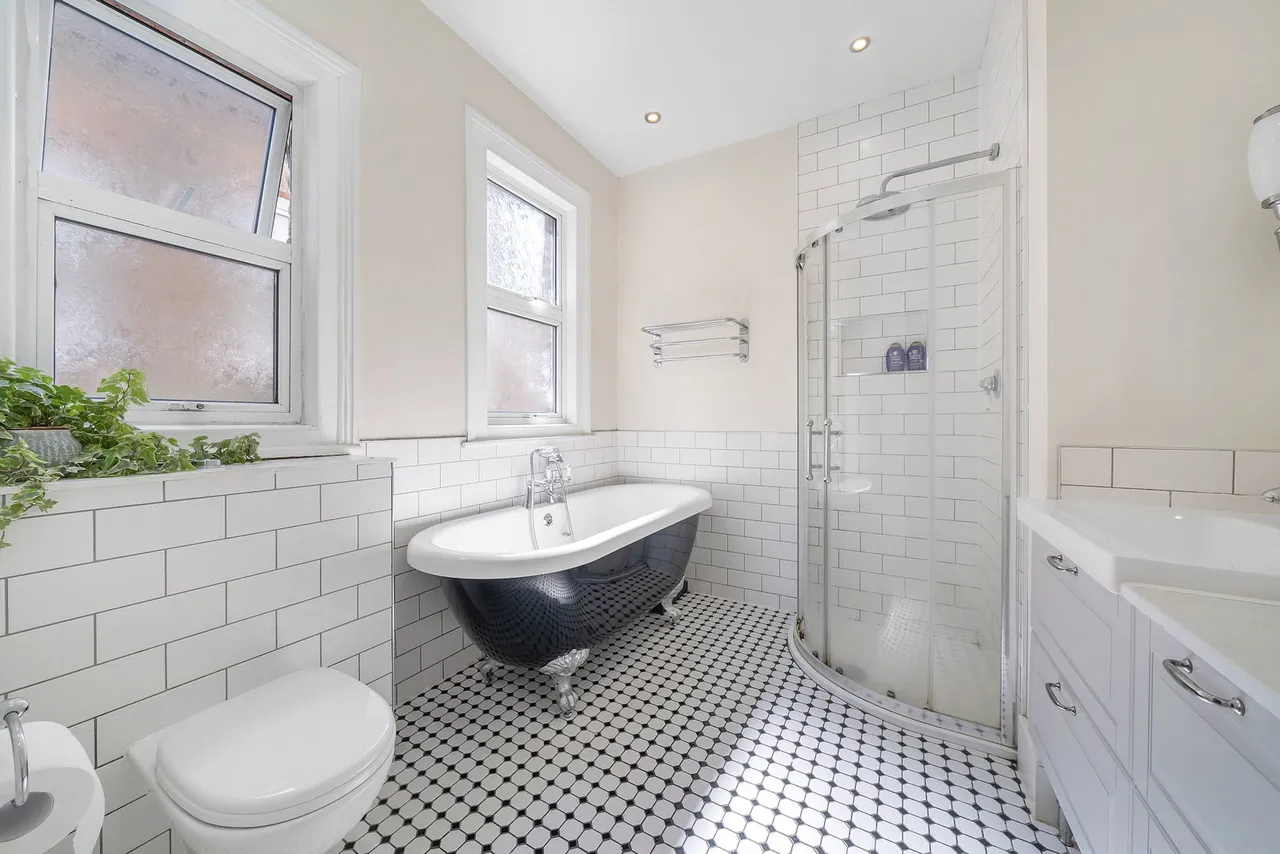 Onslow Gardens, Wallington, SM6, photo 9