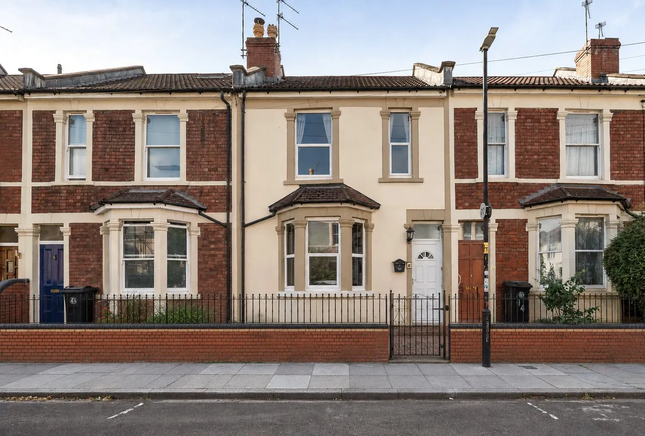 3 bed house for sale — Sandbed Road, Bristol, BS2 9TX