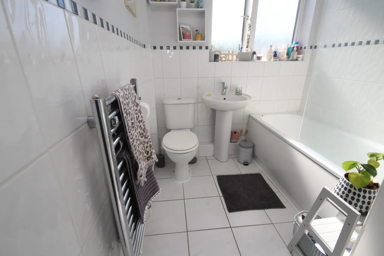 Meadow Court, photo 7