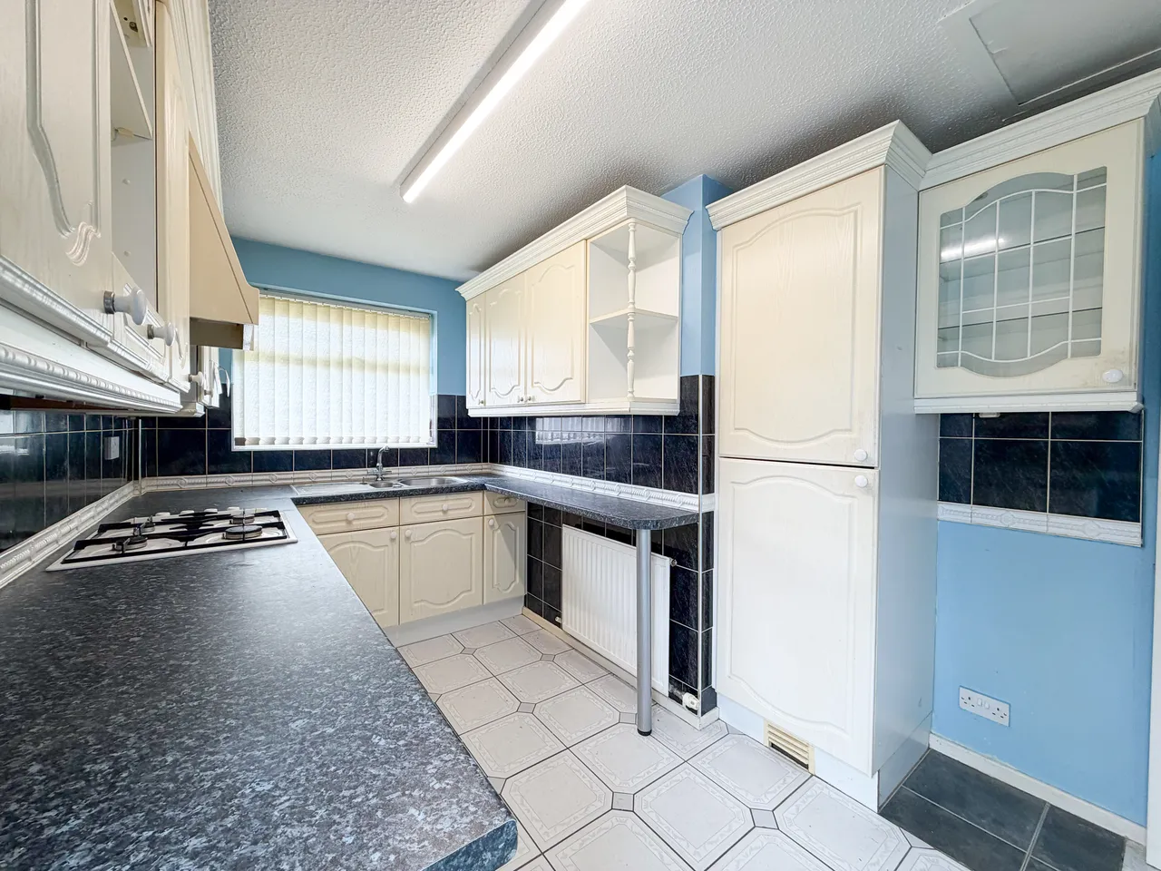 Dovestone Crescent, Dukinfield, SK16, photo 5
