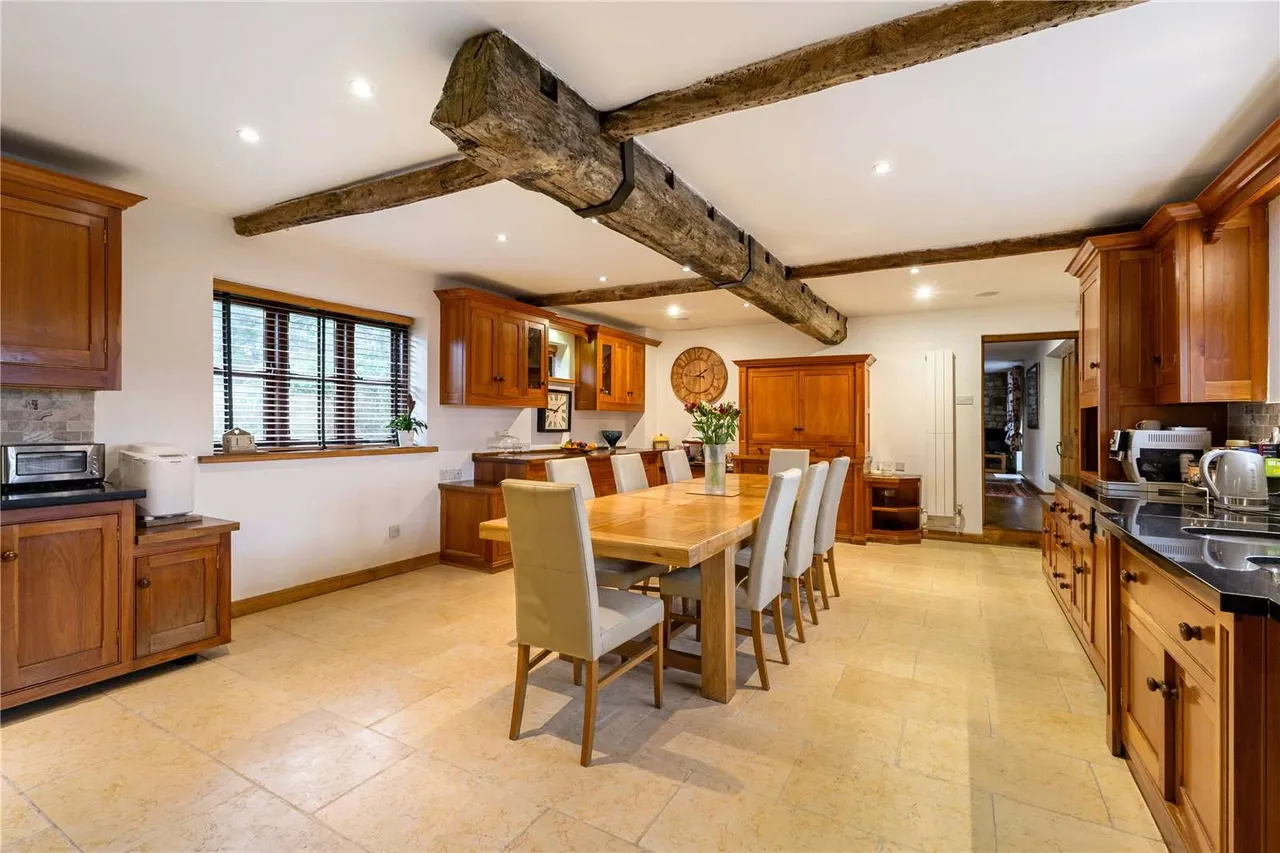 Church Lane, Loughton, Milton Keynes, Buckinghamshire, MK5 8AS, photo 10