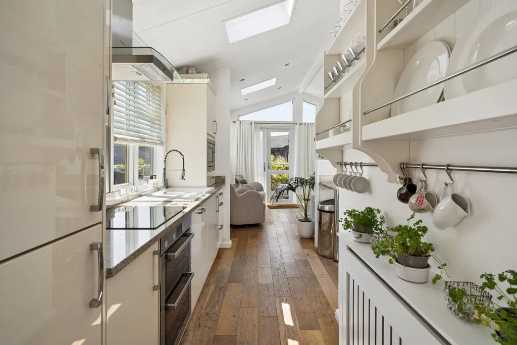 Henley Road, Marlow SL7 2DX, photo 2