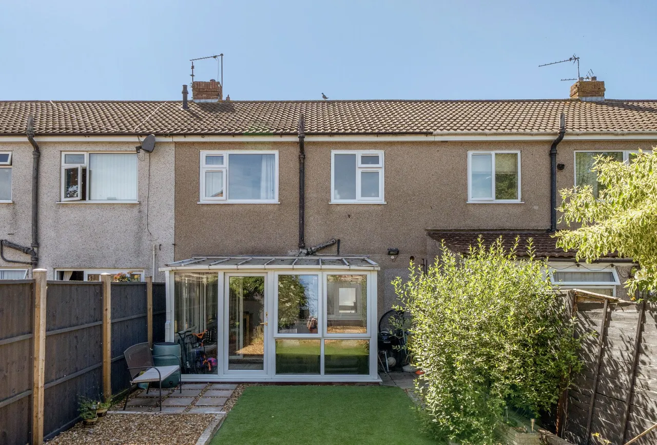 Highworth Crescent, Gloucestershire, Yate, BS37 4EY, photo 13