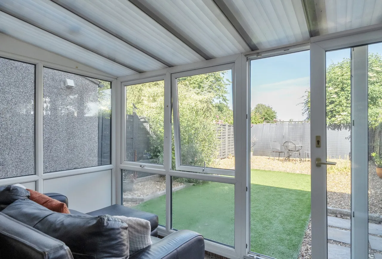 Highworth Crescent, Gloucestershire, Yate, BS37 4EY, photo 12