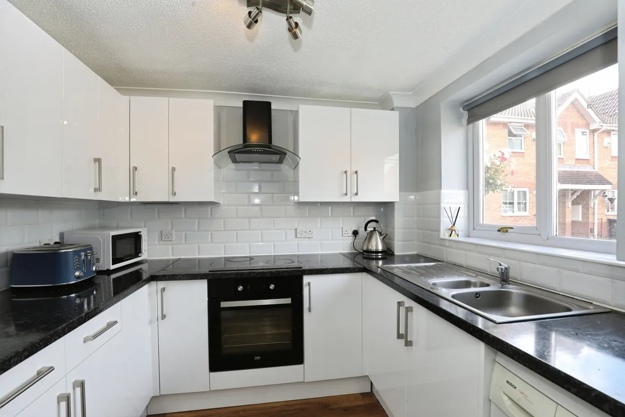 Tiffield Court, Winsford, Cheshire, CW7, photo 3