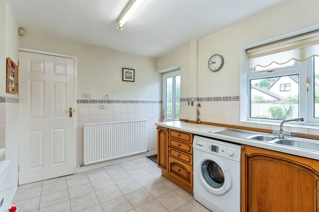 Dee Road, Mickle Trafford, CH2, photo 7