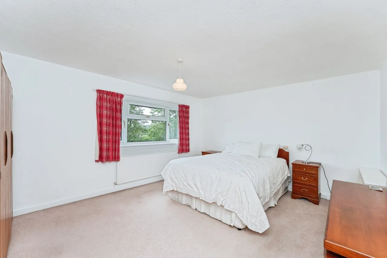 Dee Road, Mickle Trafford, CH2, photo 16