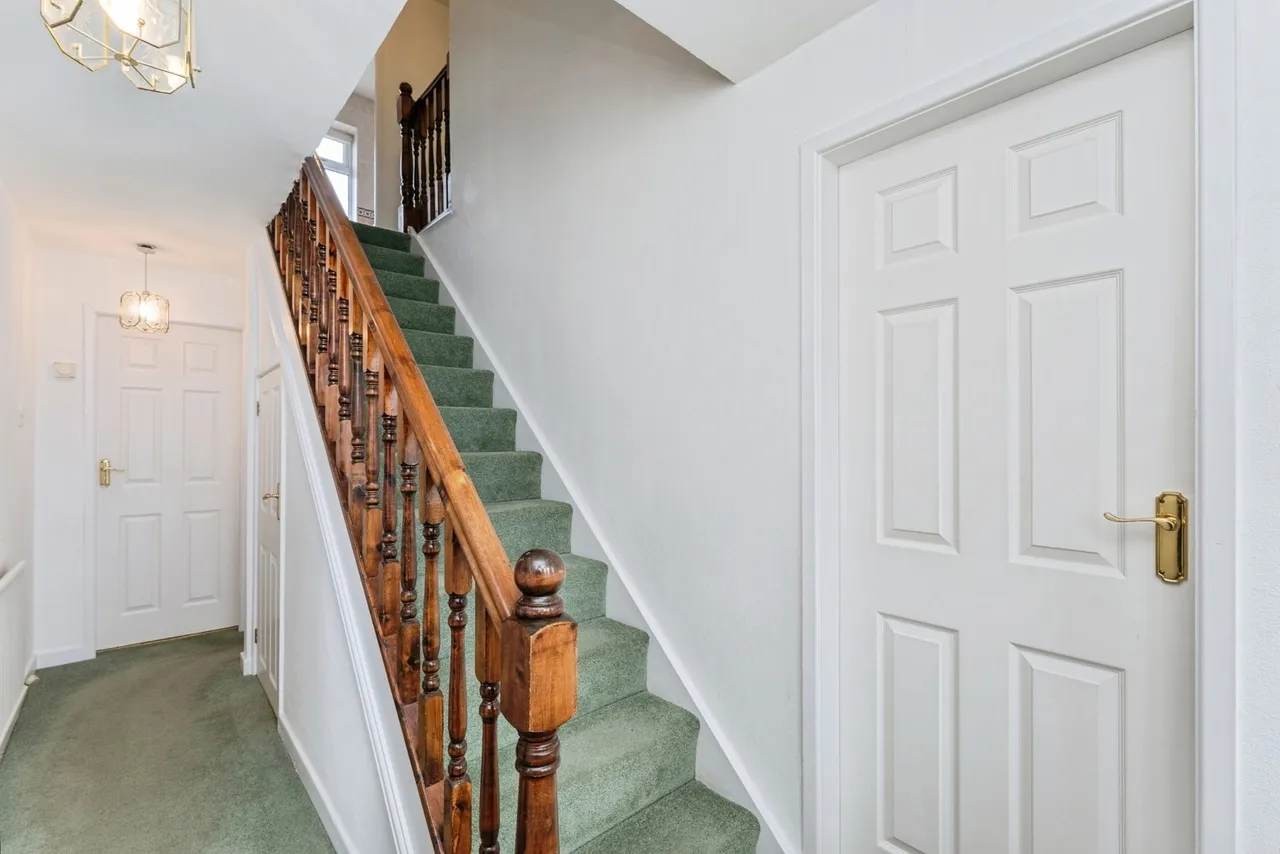 Dee Road, Mickle Trafford, CH2, photo 12