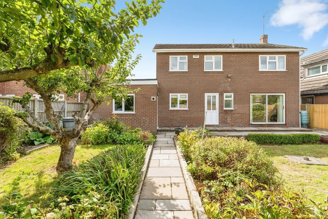 Dee Road, Mickle Trafford, CH2, photo 25
