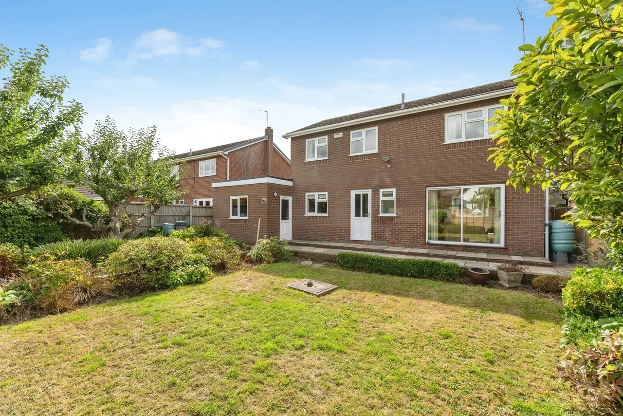 Dee Road, Mickle Trafford, CH2, photo 26