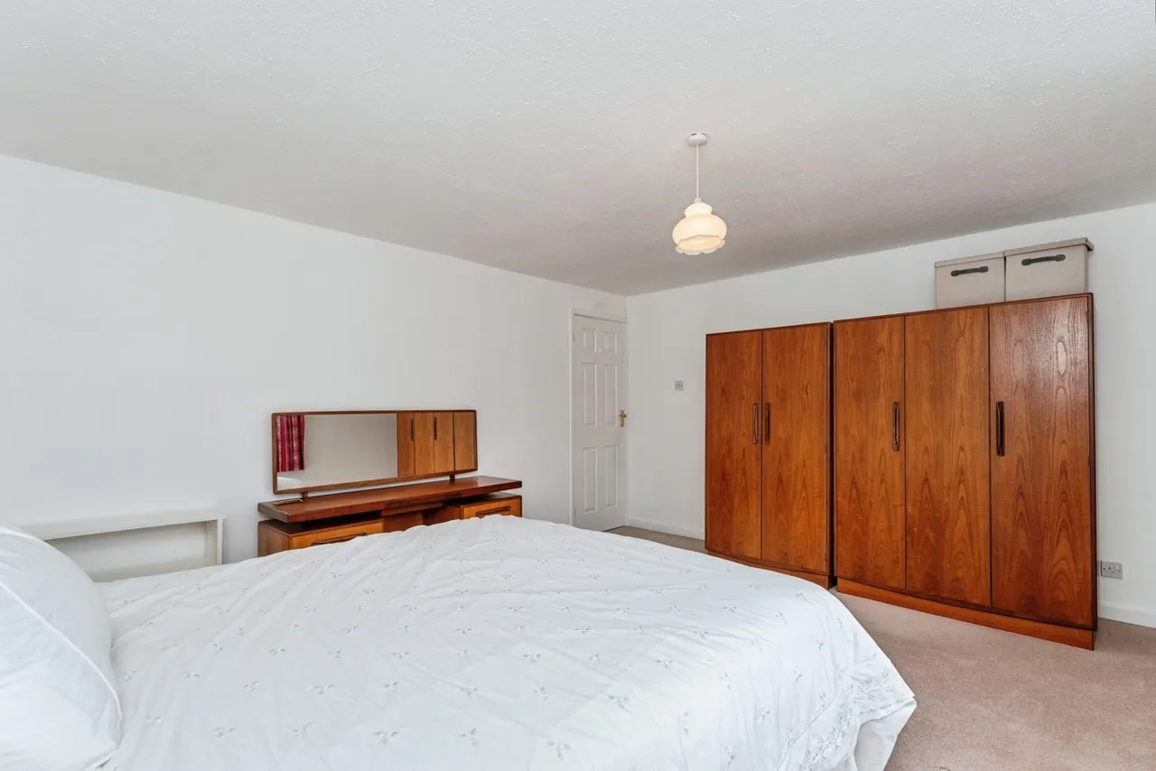 Dee Road, Mickle Trafford, CH2, photo 14
