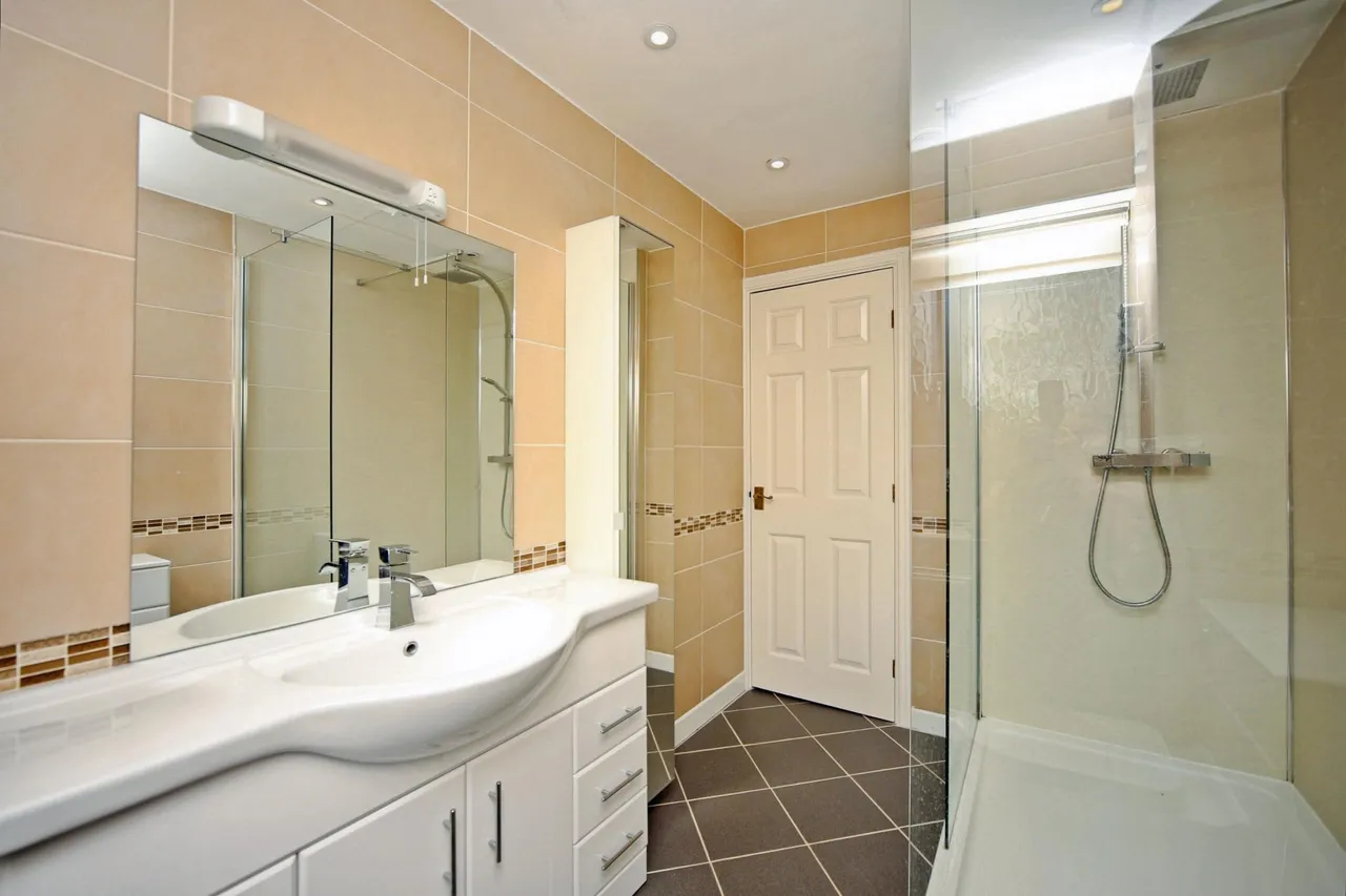 The Lea, Kidderminster, DY11, photo 18