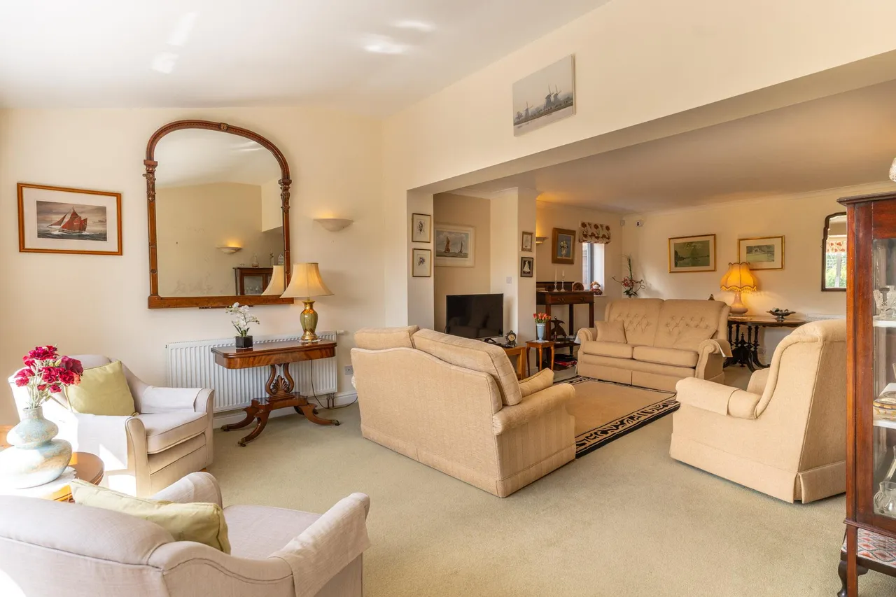 The Lea, Kidderminster, DY11, photo 9
